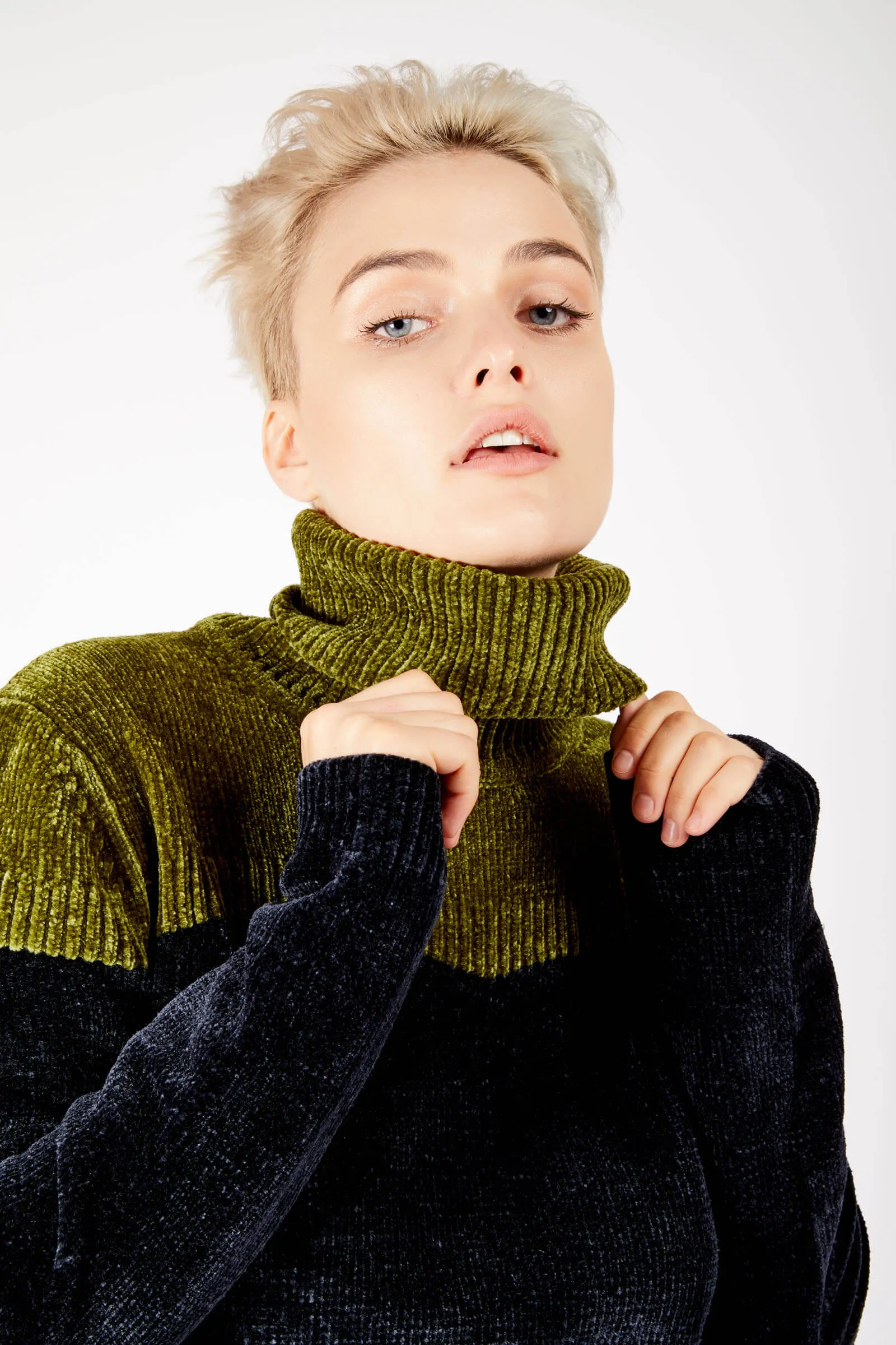 Adrian Unisex Black and Green Chenille Turtleneck Sweater