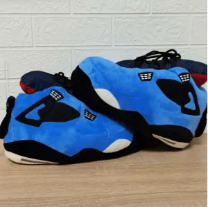 Electric Blue Plush Slippers – Cozy and Stylish Indoor Comfort