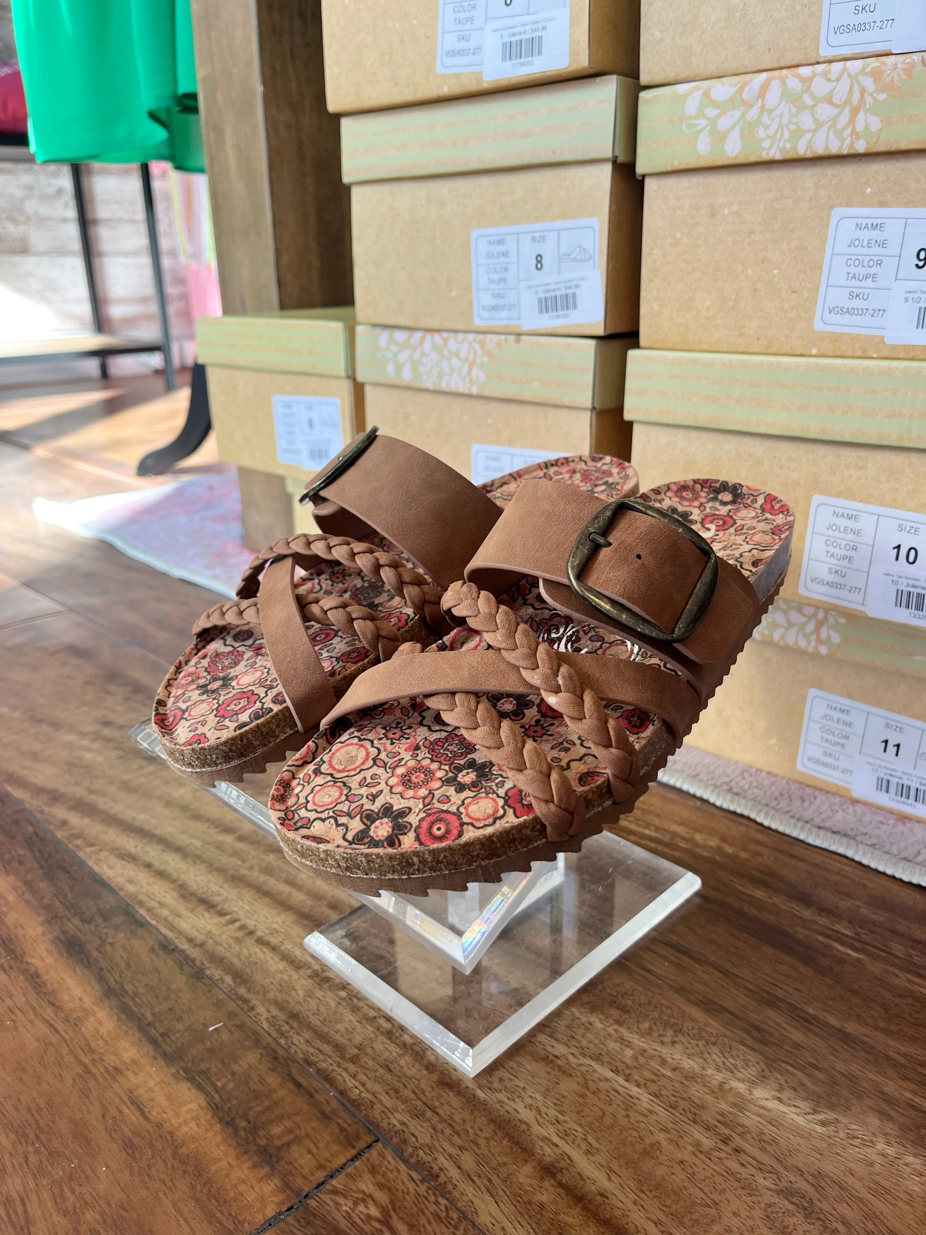 Nora Tan Sandals - Stylish Comfort For Every Step