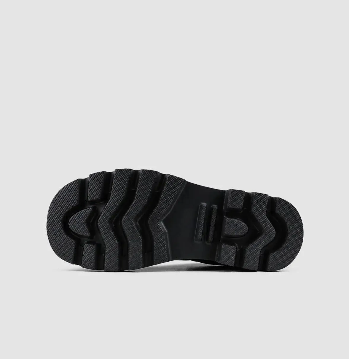 Round-Toed Derby Shoes