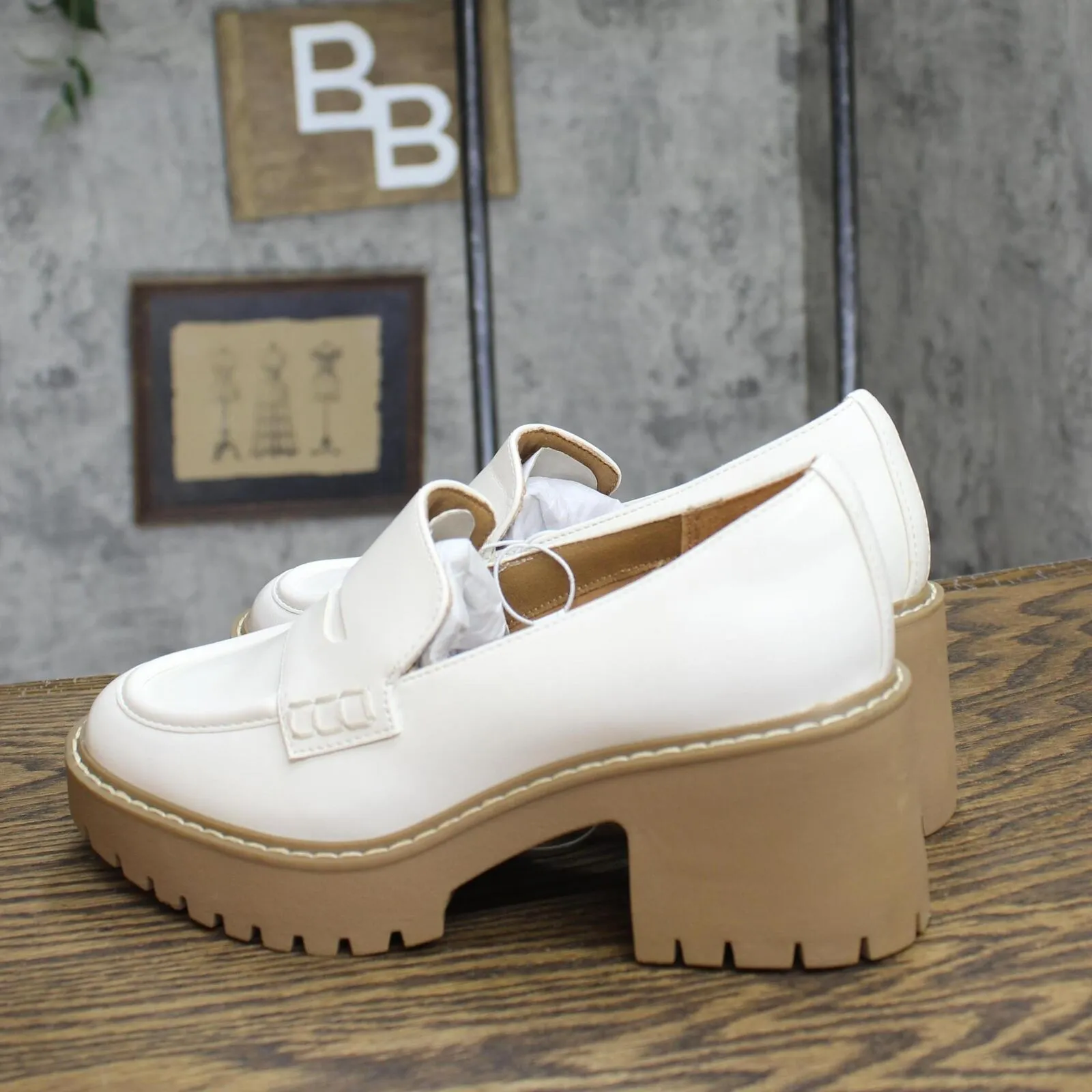 Universal Thread Women's Maisy Loafer Heels 87931725 Off White 5.5M