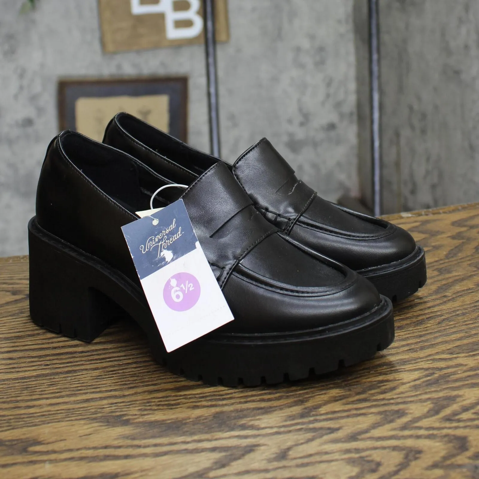 Universal Thread Womens Maisy Loafer Heels with Memory Foam Insole Black 6.5M
